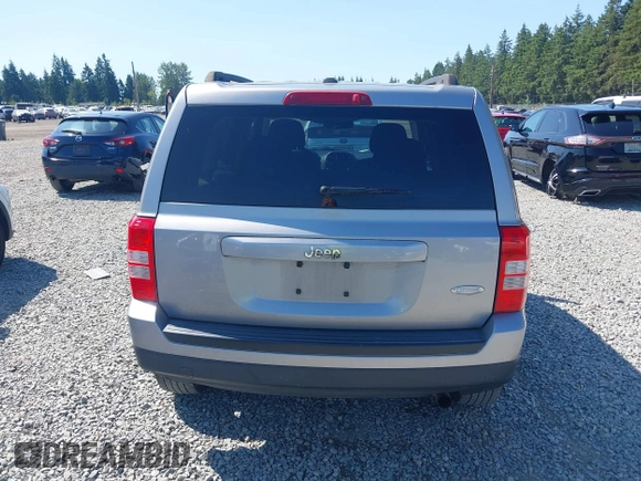 2016 Jeep Patriot Latitude with VIN 1C4NJPFA2GD633341, listed as a IAAI auction lot 42403814 with 98,768 mi miles and . Bid and sale history available at DreamBid. Image 17.