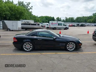 2007 Mercedes-Benz SL 550 with VIN WDBSK71F57F121921, listed as a IAAI auction lot 42537737 with 101,435 mi miles and . Bid and sale history available at DreamBid. Image 13.