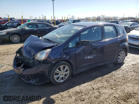 2009 Honda Fit Sport with VIN JHMGE884X9S075004, listed as a Copart auction lot 46498525 with 195,474 mi miles and Salvage Title. Bid and sale history available at carsss.com. Image 1.