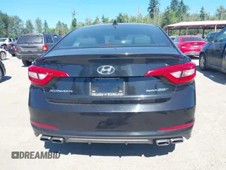 2015 Hyundai Sonata Sport z VIN 5NPE34AB5FH198560, wystawiony jako IAAI lot #42467031 z przebiegiem 96 111 mil mil oraz . Historia ofert i sprzedaży dostępna na DreamBid. Obrazek 16.