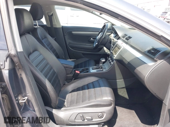 2010 Volkswagen CC Sport with VIN WVWMP7AN3AE546487, listed as a IAAI auction lot 42024944 with 136,278 mi miles. Bid and sale history available at carsss.com. Image 5.