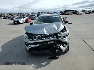 2022 Jeep Compass Latitude with VIN 3C4NJCBB7NT101226, listed as a Copart auction lot 50944275 with Not provided miles and Salvage title. Bid and sale history available at DreamBid. Image 11.
