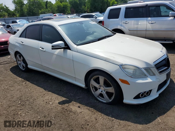 2010 Mercedes-Benz E 350 Luxury with VIN WDDHF8HB1AA124365, listed as a Copart auction lot 60615095 with 163,237 mi miles and Non repairable. Bid and sale history available at DreamBid. Image 4.
