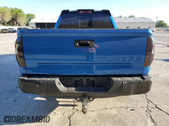 2016 Toyota Tundra SR z VIN 5TFRM5F14GX106798, wystawiony jako Copart lot #52024625 z przebiegiem 194 869 mil mil oraz Szkoda całkowita • Salvage title. Historia ofert i sprzedaży dostępna na DreamBid. Obrazek 6.