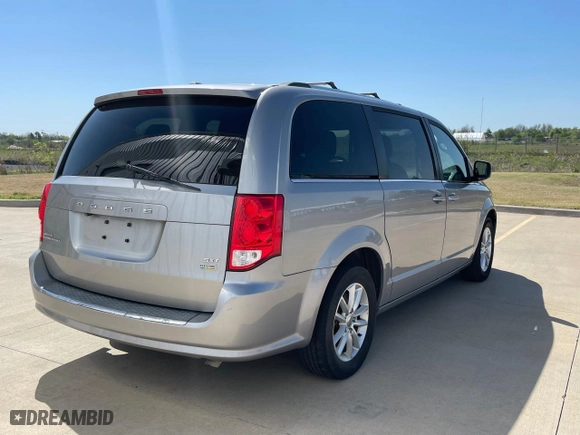 2018 Dodge Grand Caravan SXT with VIN 2C4RDGCG9JR179109, listed as a Copart auction lot 53186525 with 96,997 mi miles and Clean Title. Bid and sale history available at carsss.com. Image 4.