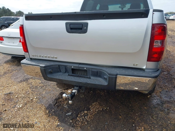 2012 Chevrolet Silverado 1500 LT with VIN 3GCPCSE00CG193437, listed as a IAAI auction lot 41187848 with 227,141 mi miles. Bid and sale history available at carsss.com. Image 17.