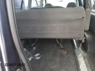 2003 Ford Econoline Passenger XL с VIN 1FBSS31L43HB78873, выставлен на аукционе Copart как лот 53354665 с пробегом 271 466 миль миль и Списание • Salvage title. История ставок и продаж доступна на DreamBid. Изображение 10.