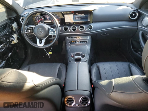 2019 Mercedes-Benz E 450 with VIN WDDZH6JB2KA528466, listed as a Copart auction lot 86706824 with 25,922 mi miles and Salvage Title. Bid and sale history available at DreamBid. Image 8.