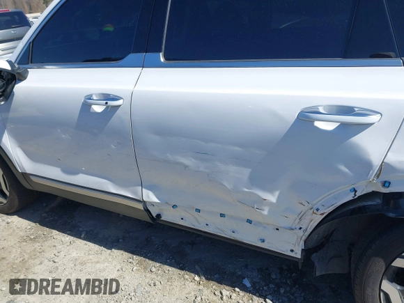 2024 Kia Telluride S z VIN 5XYP64GC5RG499213, wystawiony jako IAAI lot #41739288 z przebiegiem 33 799 mil mil oraz . Historia ofert i sprzedaży dostępna na DreamBid. Obrazek 17.