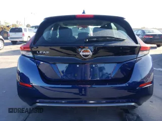 2025 Nissan LEAF S z VIN 1N4AZ1BV9SC562835, wystawiony jako Copart lot #52460475 z przebiegiem 2849 mil mil oraz Szkody całkowita. Historia ofert i sprzedaży dostępna na DreamBid. Obrazek 6.