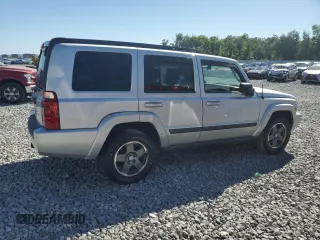 2008 Jeep Commander Sport с VIN 1J8HG48K88C162599, выставлен на аукционе Copart как лот 52981595 с пробегом 233 810 миль миль и Списание • Salvage title. История ставок и продаж доступна на DreamBid. Изображение 3.