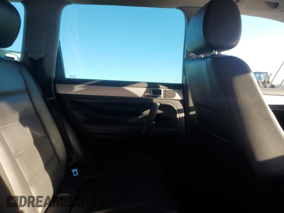2009 Volkswagen Touareg VR6 z VIN WVGBE77L79D017480, wystawiony jako Copart lot #89344415 z przebiegiem 54 232 mil mil oraz Szkoda całkowita • Salvage title. Historia ofert i sprzedaży dostępna na DreamBid. Obrazek 10.