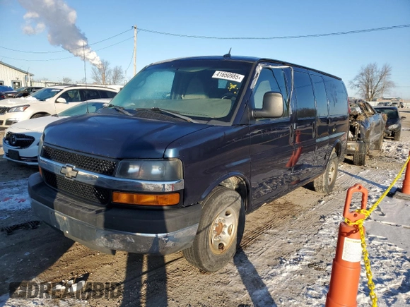 2011 Chevrolet Express Cargo with VIN 1GCZGTCGXB1149008, listed as a Copart auction lot 41650985 with 236,470 mi miles and Clean title. Bid and sale history available at DreamBid. Image 1.