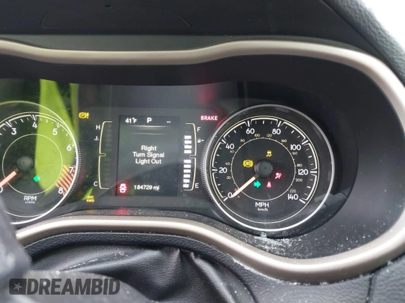 2014 Jeep Cherokee Latitude with VIN 1C4PJMCS0EW290714, listed as a IAAI auction lot 42013774 with 184,729 mi miles and . Bid and sale history available at carsss.com. Image 7.