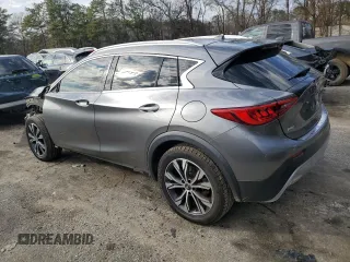 2017 Infiniti QX30 Luxury z VIN SJKCH5CR2HA020394, wystawiony jako Copart lot #44403755 z przebiegiem 85 179 mil mil oraz Szkoda całkowita • Salvage title. Historia ofert i sprzedaży dostępna na DreamBid. Obrazek 2.