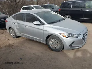 2018 Hyundai Elantra SE z VIN KMHD74LF5JU505302, wystawiony jako IAAI lot #41779935 z przebiegiem 79 192 mil mil oraz . Historia ofert i sprzedaży dostępna na DreamBid. Obrazek 1.