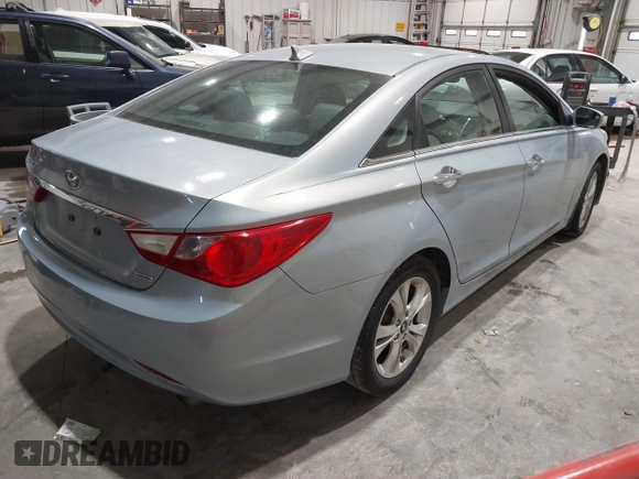 2011 Hyundai Sonata Limited with VIN 5NPEC4AC0BH102725, listed as a IAAI auction lot 41868360 with 194,182 mi miles and . Bid and sale history available at DreamBid. Image 4.