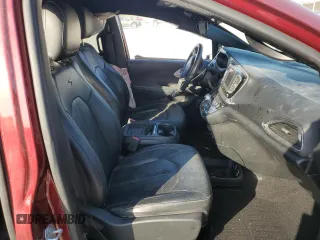 2018 Chrysler Pacifica Touring L with VIN 2C4RC1BG7JR332720, listed as a Copart auction lot 53940265 with 58,523 mi miles and Salvage Title. Bid and sale history available at DreamBid. Image 7.
