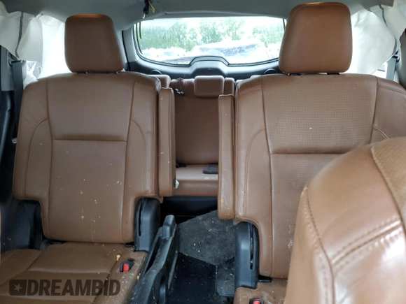 2017 Toyota Highlander Limited with VIN 5TDDZRFH0HS405454, listed as a Copart auction lot 58014445 with 107,647 mi miles and Clean title. Bid and sale history available at DreamBid. Image 10.