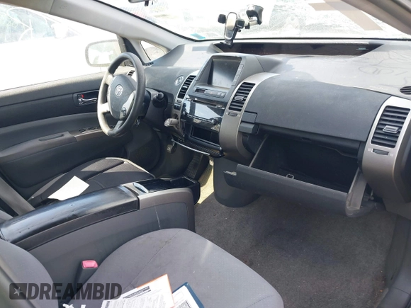 2008 Toyota Prius with VIN JTDKB20U983301510, listed as a IAAI auction lot 41833855 with 999,999 mi miles. Bid and sale history available at carsss.com. Image 5.