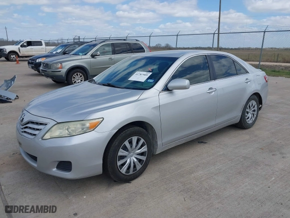 2010 Toyota Camry with VIN 4T1BF3EK2AU078627, listed as a IAAI auction lot 41787909 with 118,621 mi miles. Bid and sale history available at carsss.com. Image 2.