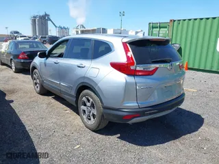 2018 Honda CR-V EX-L with VIN 7FARW2H80JE081682, listed as a IAAI auction lot 42061302 with 32,472 mi miles. Bid and sale history available at carsss.com. Image 3.