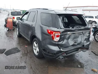 2018 Ford Explorer XLT with VIN 1FM5K7DH9JGC25899, listed as a IAAI auction lot 41661895 with 59,397 mi miles and . Bid and sale history available at DreamBid. Image 3.
