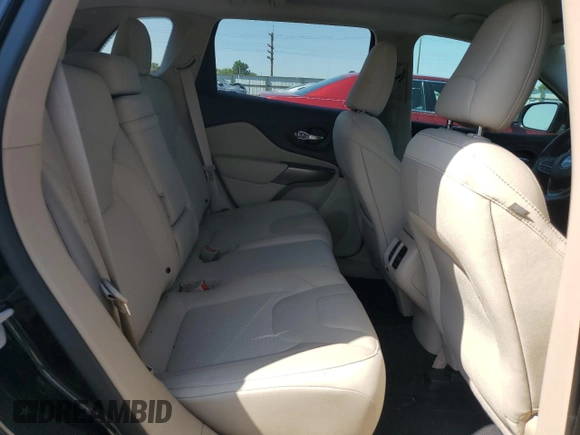 2019 Jeep Cherokee Latitude с VIN 1C4PJLCX0KD366879, выставлен на аукционе Copart как лот 58848825 с пробегом 35 291 миль миль и Списание • Salvage title. История ставок и продаж доступна на DreamBid. Изображение 11.