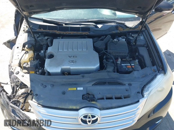 2011 Toyota Avalon with VIN 4T1BK3DB2BU404537, listed as a IAAI auction lot 41989468 with 180,403 mi miles and . Bid and sale history available at carsss.com. Image 10.