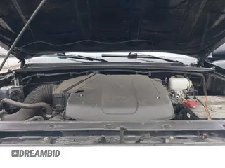 2015 Toyota Tacoma with VIN 3TMLU4EN9FM181683, listed as a IAAI auction lot 41980940 with 176,523 mi miles and . Bid and sale history available at DreamBid. Image 10.