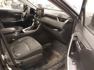 2019 Toyota RAV4 XLE with VIN JTMP1RFV5KD009999, listed as a IAAI auction lot 41639748 with 107,286 mi miles. Bid and sale history available at carsss.com. Image 5.