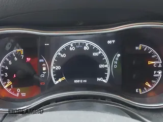 2021 Jeep Grand Cherokee Laredo X с VIN 1C4RJFAG8MC687140, выставлен на аукционе IAAI как лот 42272596 с пробегом 85 812 миль миль и . История ставок и продаж доступна на DreamBid. Изображение 7.