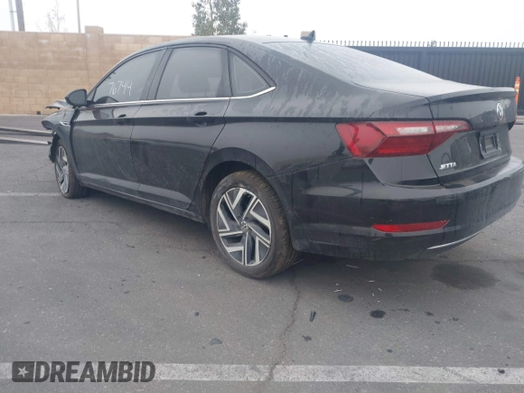 2020 Volkswagen Jetta SEL with VIN 3VWE57BU9LM085726, listed as a IAAI auction lot 41776744 with 81,393 mi miles and . Bid and sale history available at DreamBid. Image 3.
