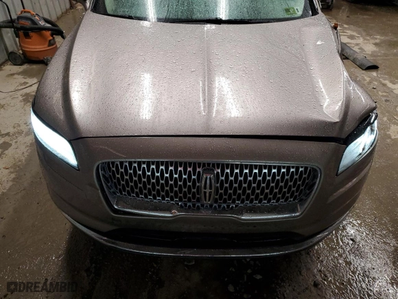 2021 Lincoln Nautilus Standard with VIN 2LMPJ8J96MBL00928, listed as a Copart auction lot 81598624 with 39,978 mi miles and Salvage Title. Bid and sale history available at carsss.com. Image 14.