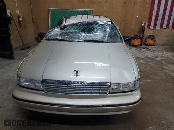 1996 Chevrolet Caprice Classic with VIN 1G1BL82P8TR108755, listed as a Copart auction lot 53804115 with 118,526 mi miles and Clean Title. Bid and sale history available at carsss.com. Image 5.