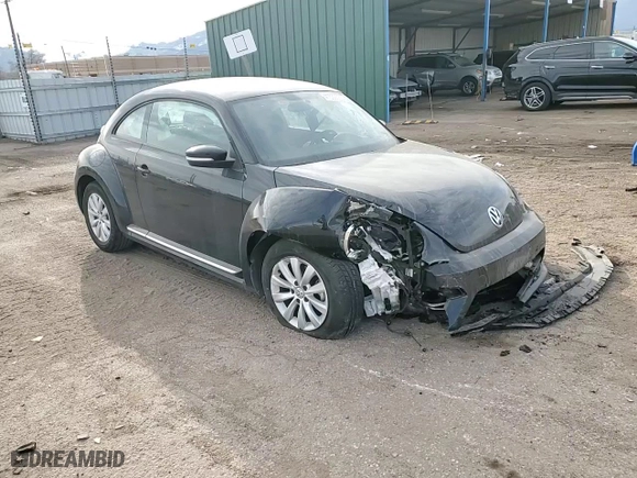 2019 Volkswagen Beetle S with VIN 3VWFD7AT4KM709088, listed as a Copart auction lot 41539035 with 0 mi miles and Salvage Title. Bid and sale history available at carsss.com. Image 10.