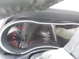 2020 Dodge Durango SXT z VIN 1C4RDHAG3LC381125, wystawiony jako IAAI lot #42238779 z przebiegiem 43 814 mil mil oraz . Historia ofert i sprzedaży dostępna na DreamBid. Obrazek 7.