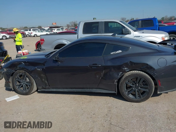 2024 Ford Mustang GT with VIN 1FA6P8CF6R5426477, listed as a IAAI auction lot 41692754 with 16,767 mi miles and . Bid and sale history available at DreamBid. Image 14.
