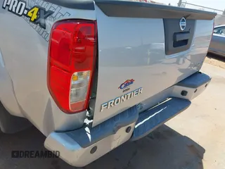 2017 Nissan Frontier SV with VIN 1N6AD0EV8HN771380, listed as a IAAI auction lot 42392248 with 104,192 mi miles and . Bid and sale history available at DreamBid. Image 20.