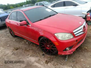 2010 Mercedes-Benz C 300 Sport z VIN WDDGF5EB3AR099873, wystawiony jako IAAI lot #42435445 z przebiegiem Nie podano mil oraz . Historia ofert i sprzedaży dostępna na DreamBid. Obrazek 1.