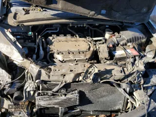 2010 Acura ZDX Tech Pkg with VIN 2HNYB1H49AH501292, listed as a Copart auction lot 81231484 with Not Provided miles and Salvage Title. Bid and sale history available at carsss.com. Image 13.
