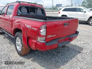 2015 Toyota Tacoma с VIN 3TMLU4EN5FM188212, выставлен на аукционе IAAI как лот 42319990 с пробегом 105 691 миль миль и . История ставок и продаж доступна на DreamBid. Изображение 3.