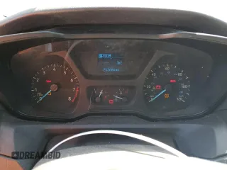 2016 Ford Transit Cargo z VIN 1FTYE1ZMXGKA40214, wystawiony jako Copart lot #50152665 z przebiegiem 253 484 mil mil oraz Tytuł czysty. Historia ofert i sprzedaży dostępna na DreamBid. Obrazek 9.