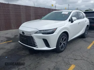 2024 Lexus RX 350 z VIN 2T2BAMBA5RC043718, wystawiony jako IAAI lot #42162415 z przebiegiem 5577 mil mil oraz . Historia ofert i sprzedaży dostępna na DreamBid. Obrazek 2.