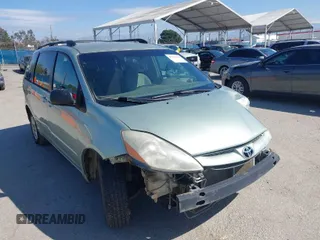 2007 Toyota Sienna CE with VIN 5TDZK23C67S084304, listed as a IAAI auction lot 41812482 with 278,568 mi miles. Bid and sale history available at carsss.com. Image 1.