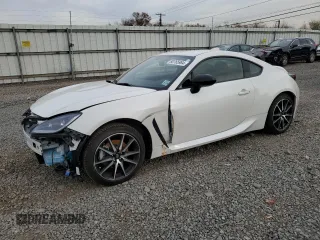 2023 Toyota GR86 with VIN JF1ZNBC17P8761781, listed as a Copart auction lot 80765984 with 8,717 mi miles and Salvage Title. Bid and sale history available at carsss.com. Image 1.