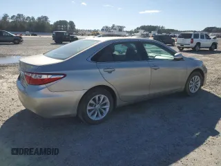 2016 Toyota Camry XLE with VIN 4T4BF1FK2GR551332, listed as a Copart auction lot 48118325 with 136,030 mi miles and Salvage Title. Bid and sale history available at DreamBid. Image 3.
