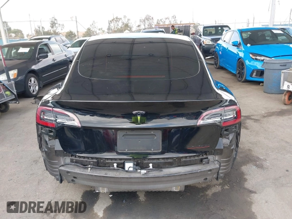 2023 Tesla Model 3 z VIN 5YJ3E1EA1PF546324, wystawiony jako IAAI lot #42103745 z przebiegiem 33 284 mil mil oraz . Historia ofert i sprzedaży dostępna na DreamBid. Obrazek 16.
