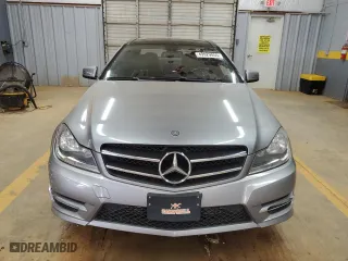 2015 Mercedes-Benz C-Class C 250 with VIN WDDGJ4HB4FG414882, listed as a Copart auction lot 49929055 with 83,921 mi miles and Clean Title. Bid and sale history available at carsss.com. Image 5.