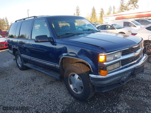 1997 Chevrolet Tahoe with VIN 1GNEK13R4VJ418974, listed as a IAAI auction lot 41560411 with 198,170 mi miles. Bid and sale history available at carsss.com. Image 1.